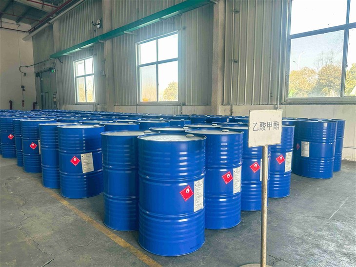 99,8 per cent d'acetat de metil